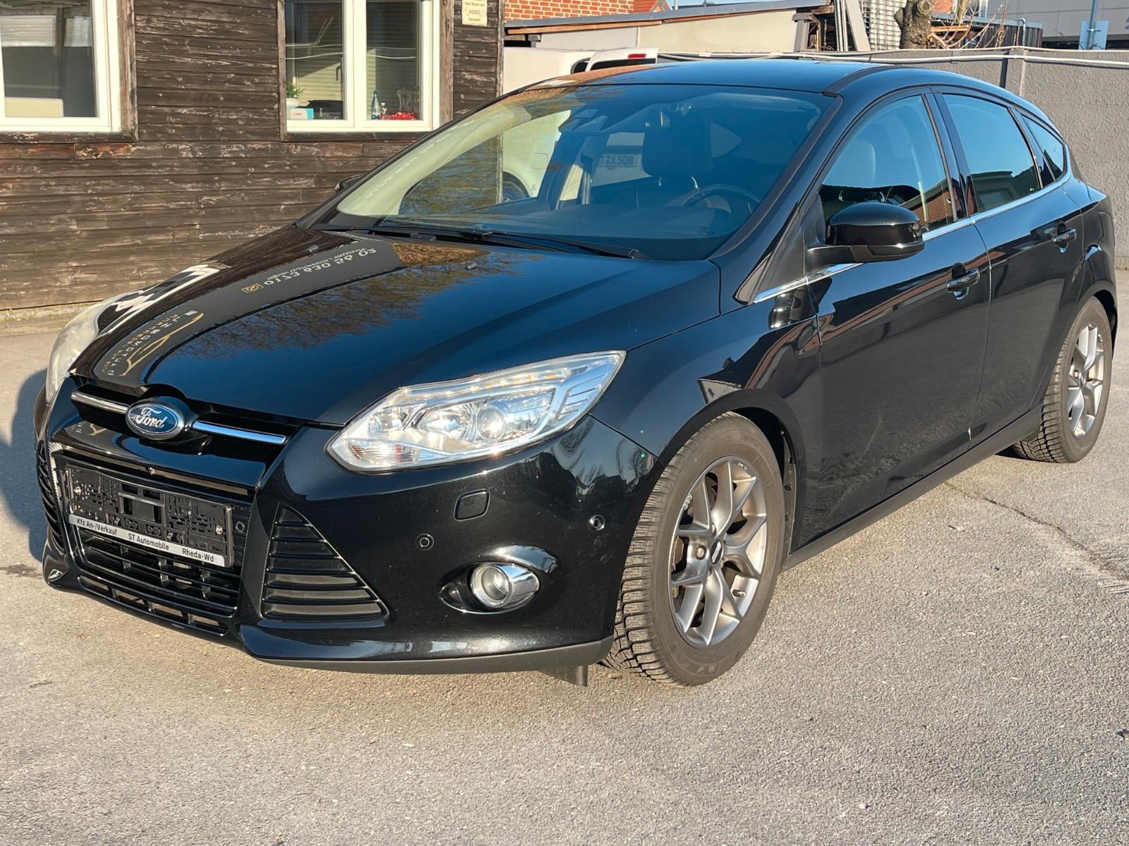 Ford Focus Lim. 1.6 Titanium LA*SA*RFK*LED*SZHZ*KLIMA