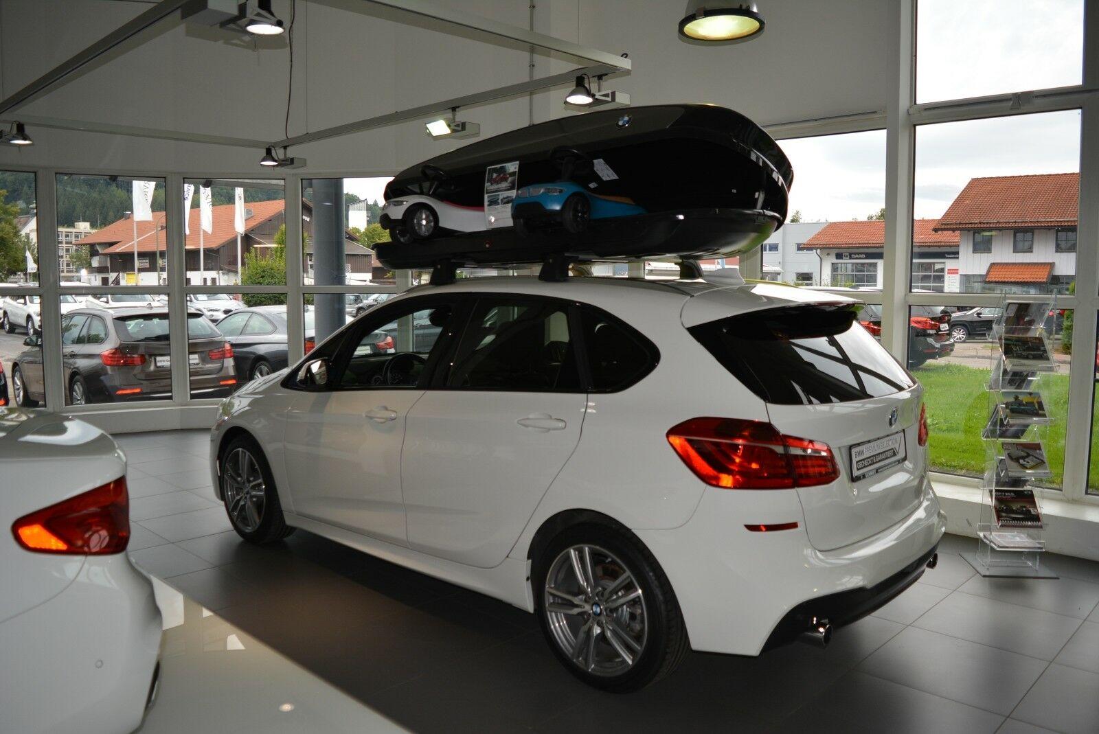 showroom-image-top