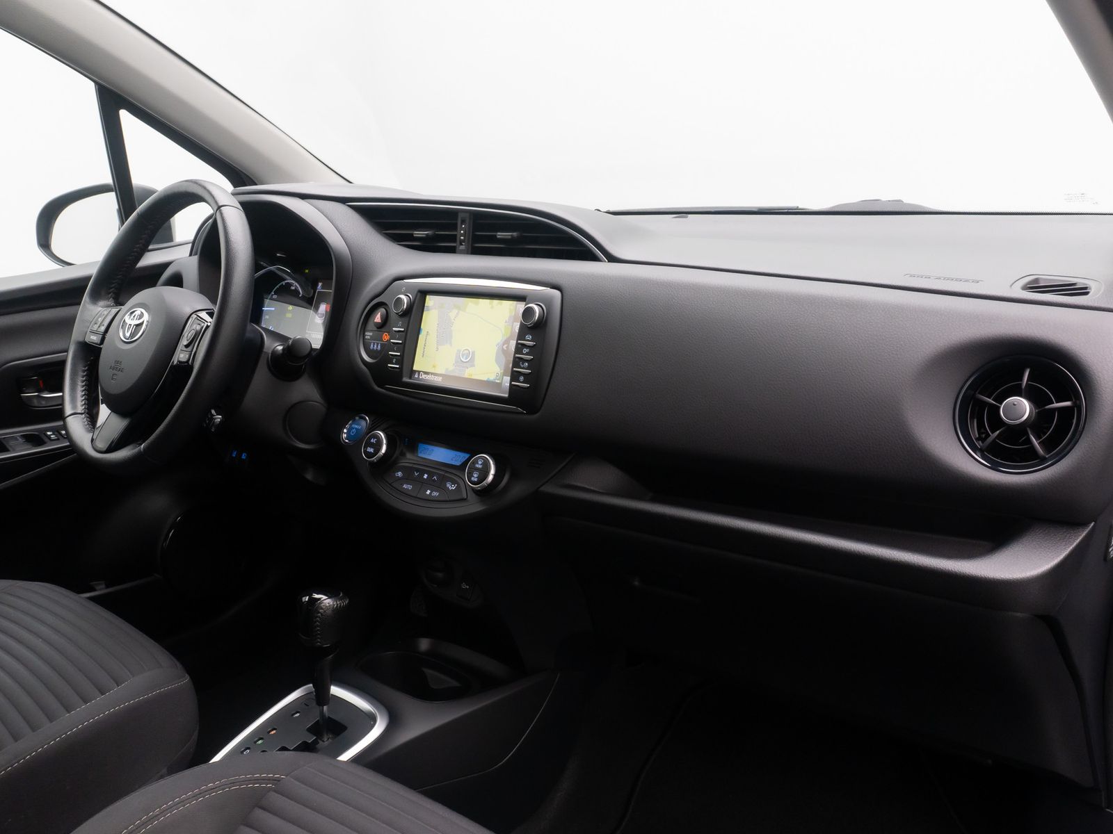 Fahrzeugabbildung Toyota Yaris Hybrid Basis Tempomat Touch KlimaAt HAC LM