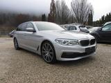 BMW 540 5 Touring 540 d xDrive Sport Line - silberne BMW 540