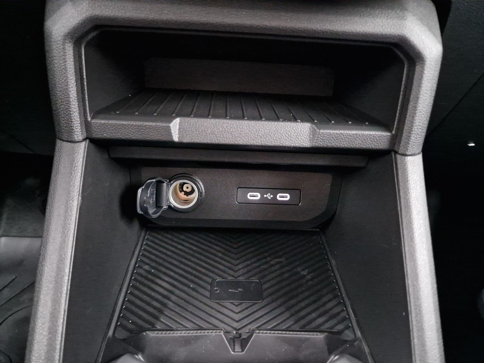 DACIA Duster Extreme Hybrid 155 Technik City – Bild 19
