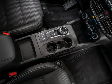 Ford Kuga 2.5 Duratec Titanium Digitales Cockpit