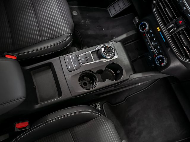 Ford Kuga 2.5 Duratec Titanium Digitales Cockpit