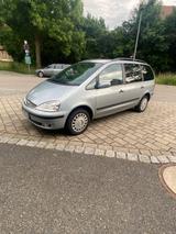 Ford Galaxy - Ford Galaxy aus 2005 mit Diesel-Antrieb