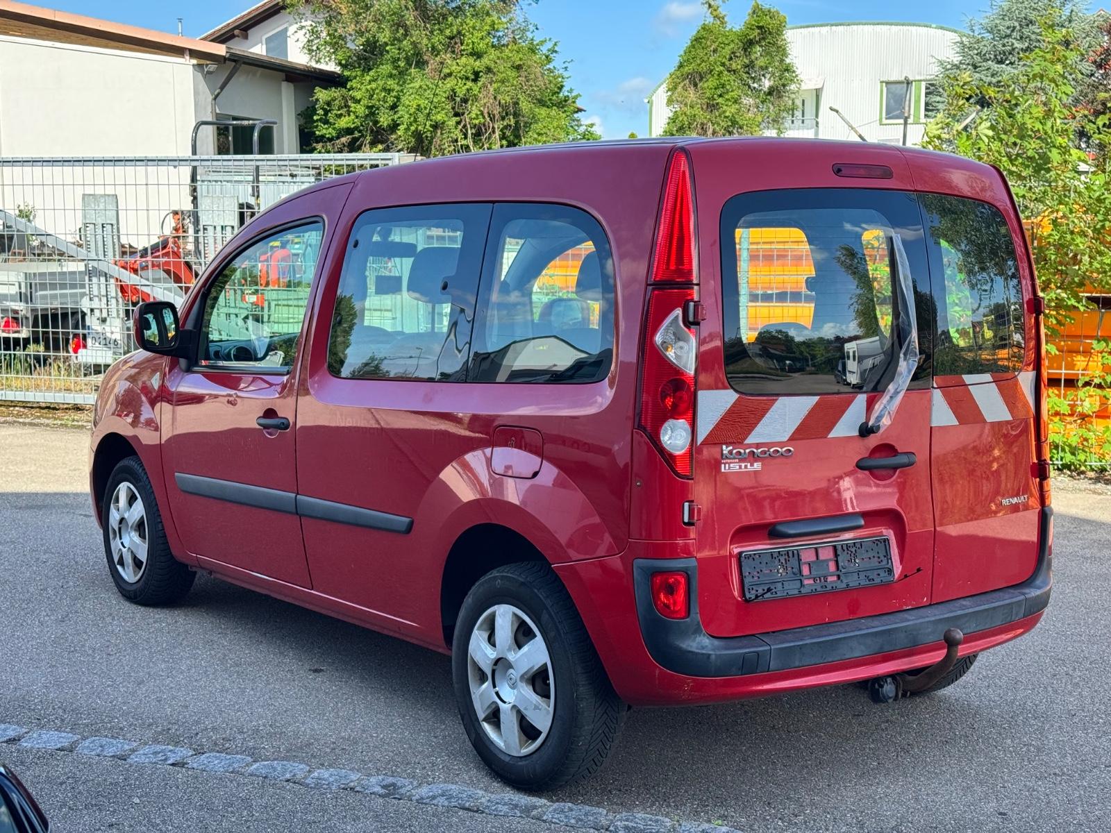 Renault Kangoo 2012 — photo 8