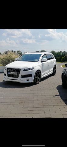 Audi Q7 **** 4,2 Liter < V8 >