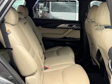 Mazda CX-9 - 12