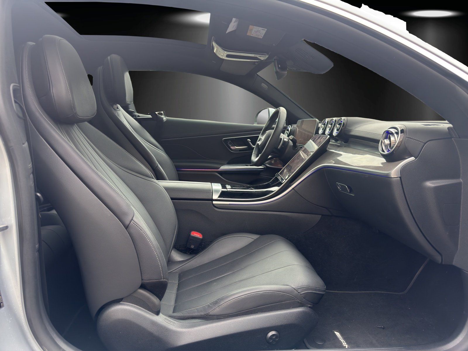 Fahrzeugabbildung Mercedes-Benz CLE300 4M AMG AdvPlus DISTRO Pano MLED Burm Memo