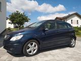 Mercedes-Benz 200 - Mercedes-Benz 200 aus 2006