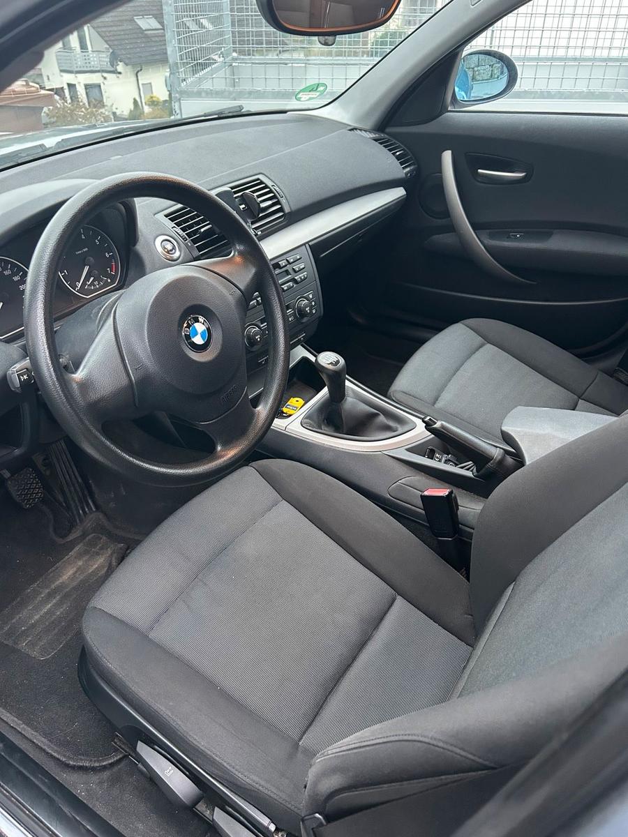 BMW 116 2006 — photo 11