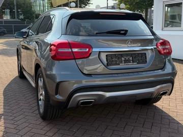 صورة 6 لـ 2014 Mercedes-BENZ GLA