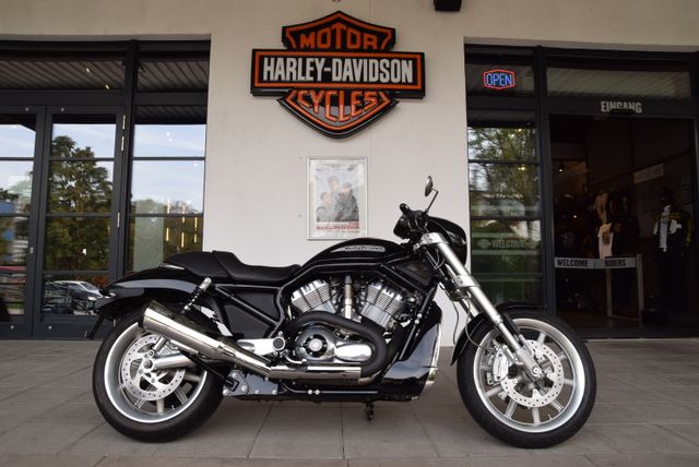 Harley-Davidson VRSCR Street Rod mit Supertrapp Auspuff