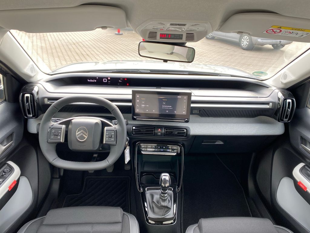 Fahrzeugabbildung Citroën C3 Aircross Turbo 100 PLUS *Winterpaket*Cam*CP*