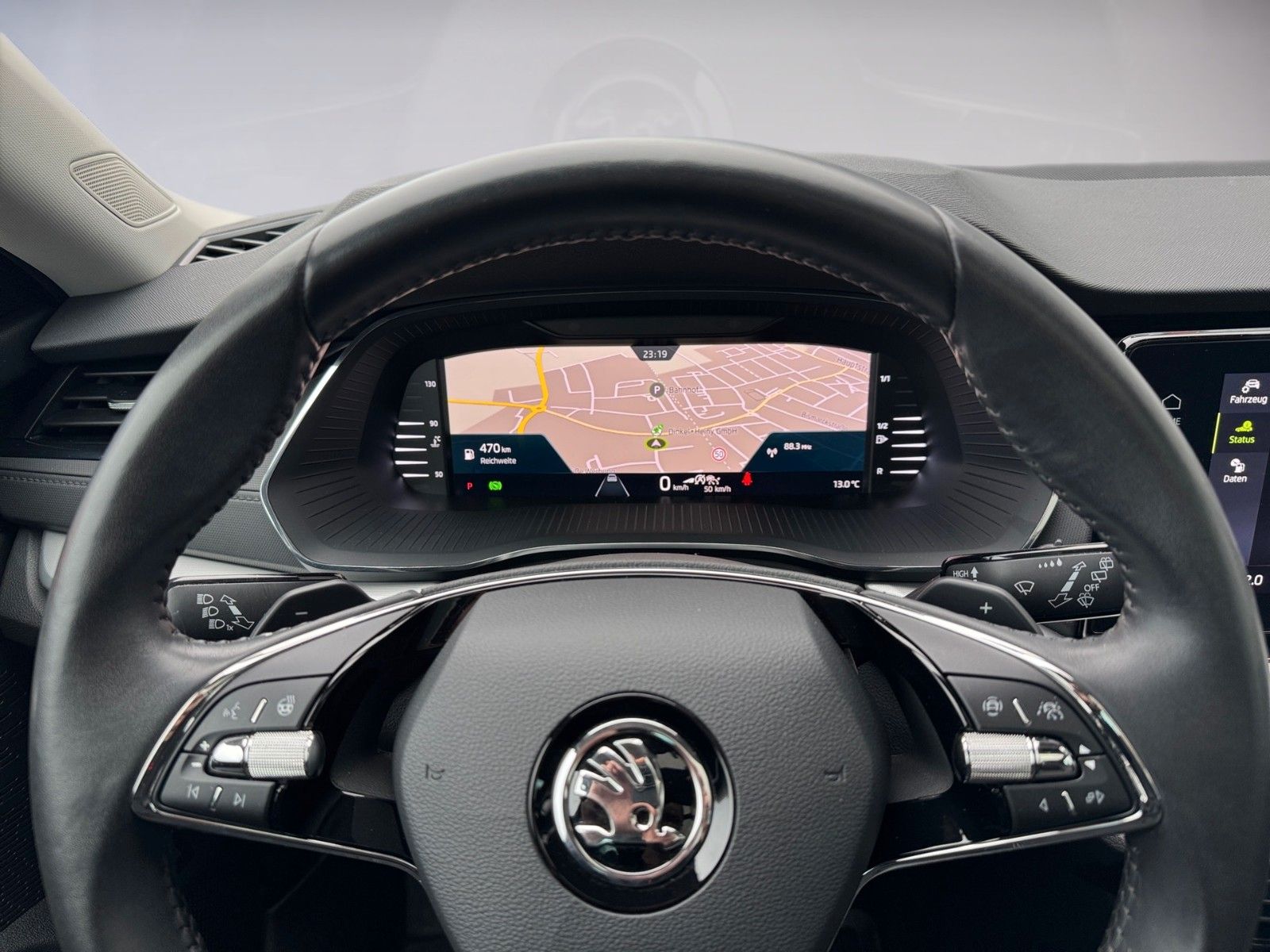 Fahrzeugabbildung SKODA Octavia Combi Ambition Clever 2.0 TDI