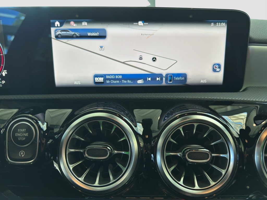 Fahrzeugabbildung Mercedes-Benz A 200 d AMG Line AMG*Night*Navi*PDC*ParkAss*RFK
