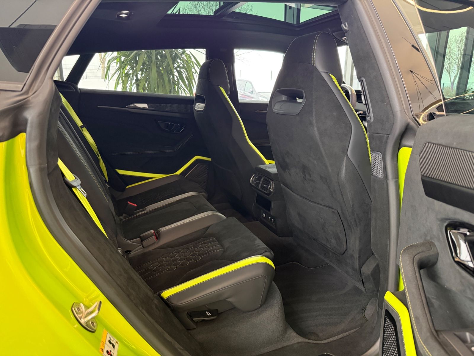 Urus 4.0 V8 Performante Full Carbon Ad Personam