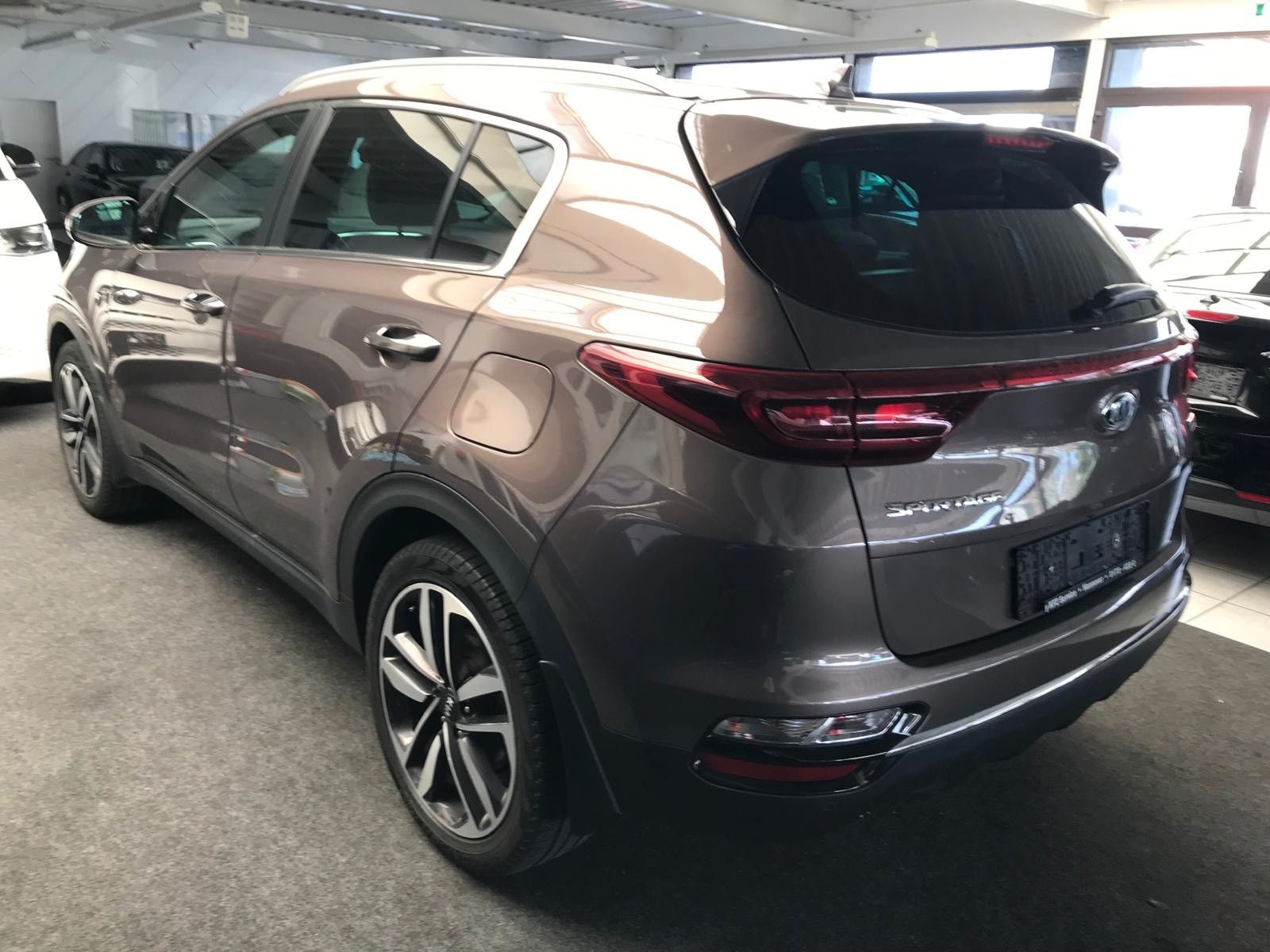 Kia Sportage 1.6 CRDi Hybrid Vision imagem 3