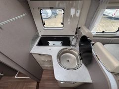 Etrusco T 7400 SB*TV+SAT*SOLAR*HUBBETT*