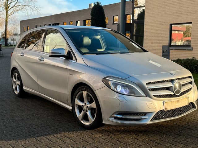 Mercedes-Benz B180 CDI 2012