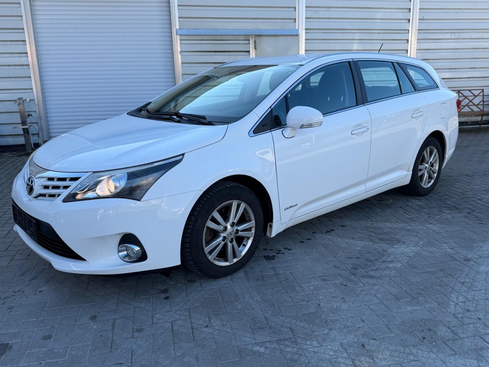 Toyota Avensis Kombi Life Klimaautomatik Kamera 1. Hd.