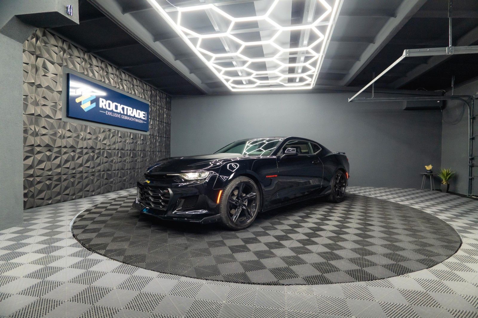 Fahrzeugabbildung Chevrolet Camaro 3.6 V6 Coupe ZL1 Performance *CarPlay*19%