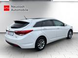 Hyundai i40 cw Trend blue Sitzheizung, Parkpilot - Hyundai i40: Cw
