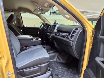 Dodge RAM - 10