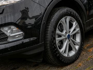 Ford Kuga 1.5 Titanium KeyFree-Paket Kamera Navi