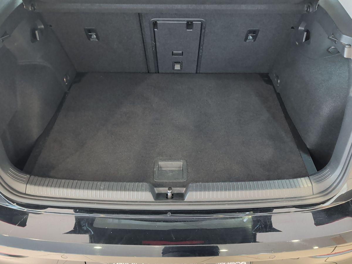 Volkswagen Golf 1.5 TSI LED HuD Navi ACC RFK Standhzg., миниатюра 22