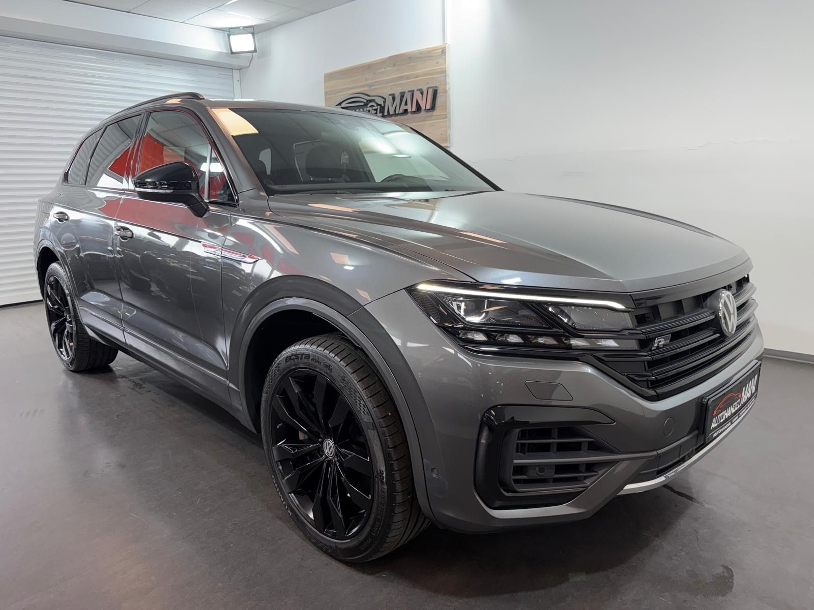 VW Touareg R-Line 4Motion /Black editi/Pano-Dan/LED
