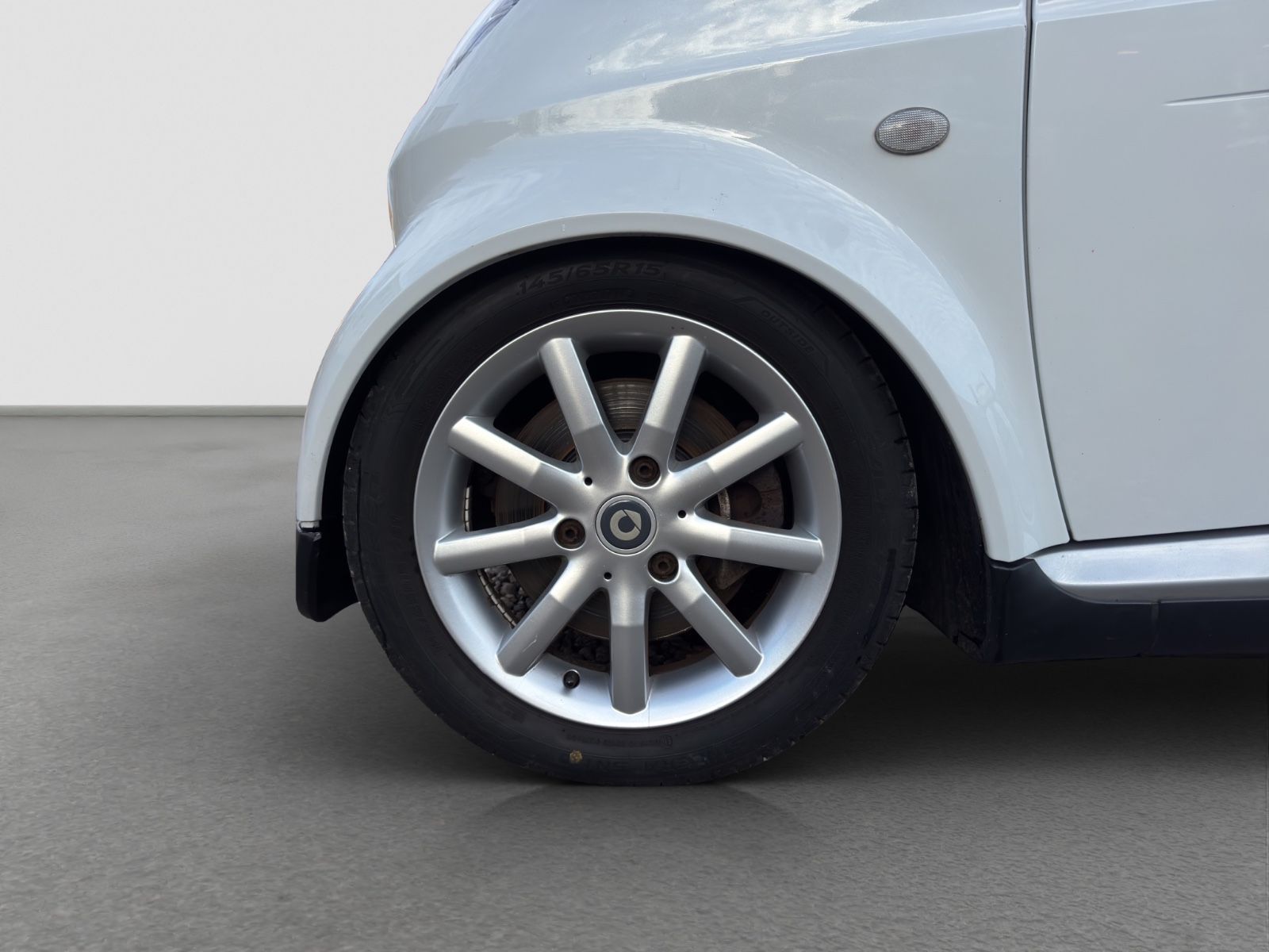 Fahrzeugabbildung Smart ForTwo cabrio Basis/Klimaanlage/Radio/TÜV