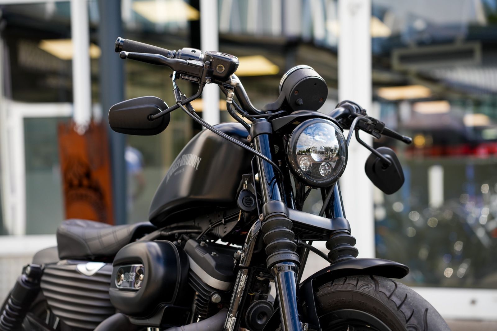 Fahrzeugabbildung Harley-Davidson SPORTSTER XL883N IRON - BOBBER - KURZES HECK