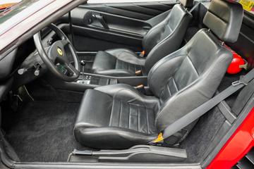 صورة 10 لـ 1991 Ferrari 348