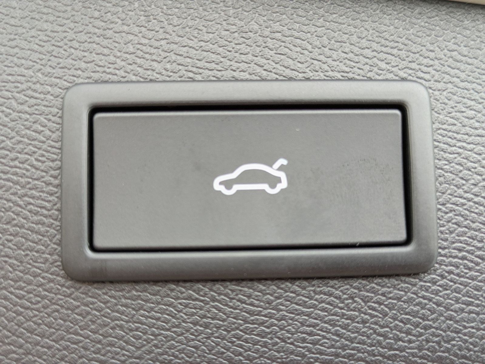 Fahrzeugabbildung CUPRA Leon 2.0 TSI VZ 4x4 PANO*MATRIX*AHK*SENNH.*DINAM