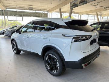 Fotografie des Nissan Qashqai 1.5 VC-T e-Power N-Connecta (J12)
