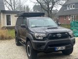 Toyota Tacoma - Toyota Tacoma