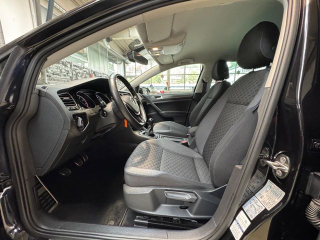 Golf 1.0 TSI 85kW JOIN NAV/LED/APP/KLIMA/SHZ/FLA