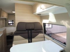 Chausson V 697  FirstLine, AHK,Markise,Solar,Radio,Rückf.