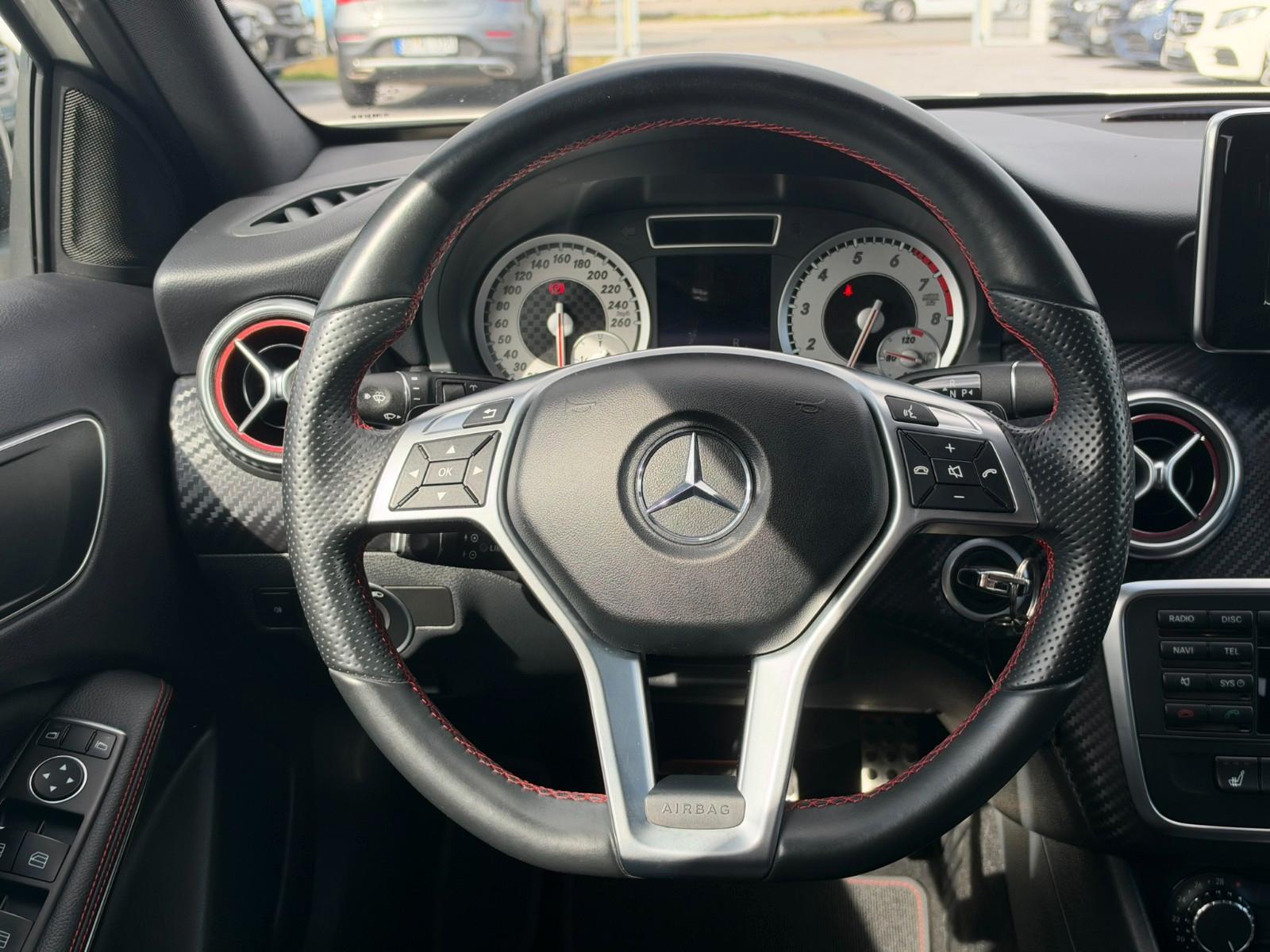 Mercedes-Benz A 180 AMG-LINE A45 UMBAU*NAVI*SZHZ*BI-XENON