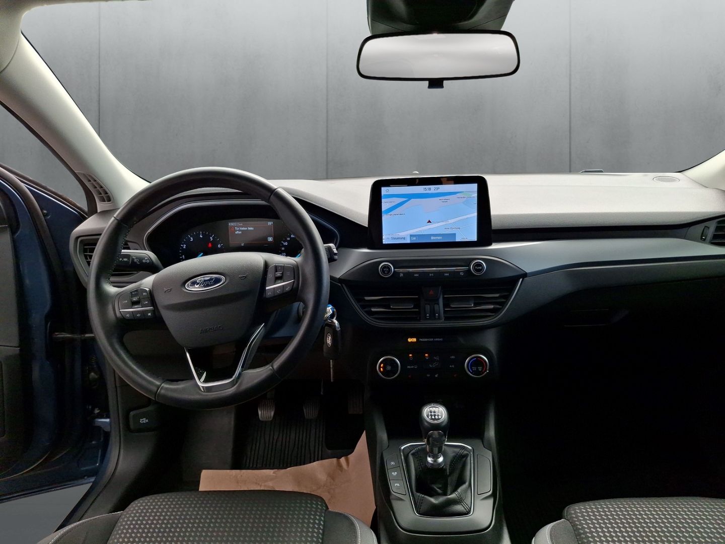 Fahrzeugabbildung Ford Focus Turnier Cool & Connect Navi GJR Winterpake