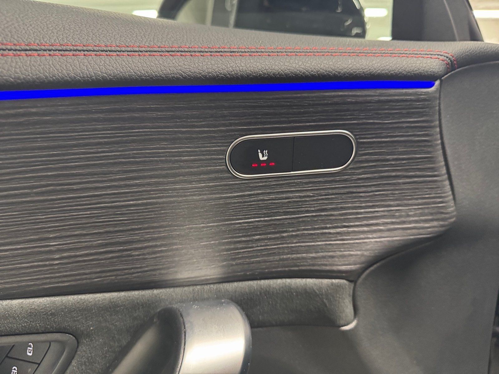 Fahrzeugabbildung Mercedes-Benz CLA 200 AMG*Pano*Burmester*20"*Night*360°*MuBeam