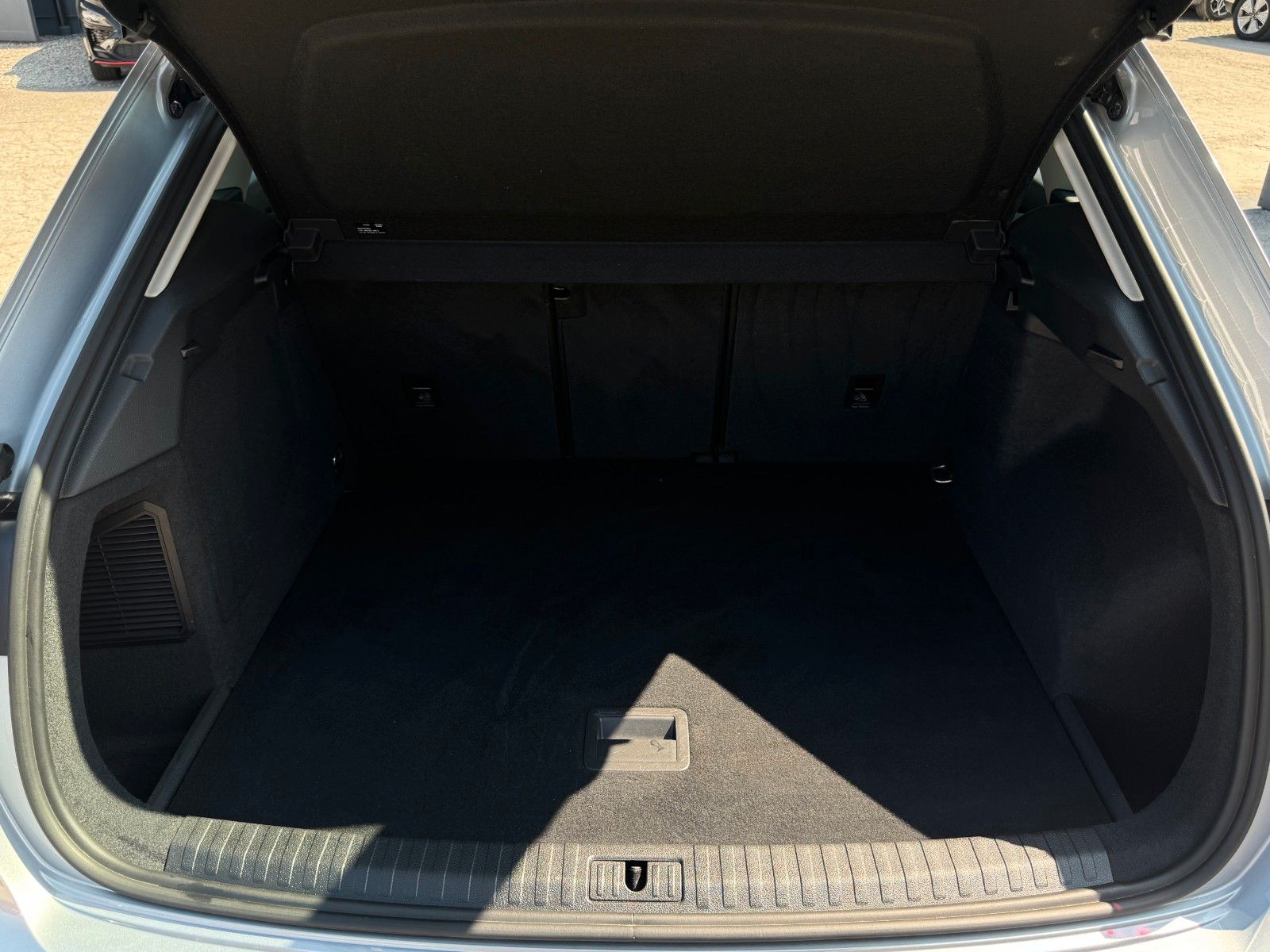 Fahrzeugabbildung Audi Q3 45 TFSI e S tronic Sonos Virtual Pano CAM ACC