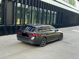 BMW G31 520d Touring  M/Packet, Garantie  - mit Diesel-Antrieb: Alcantara, Kombi, Garantie