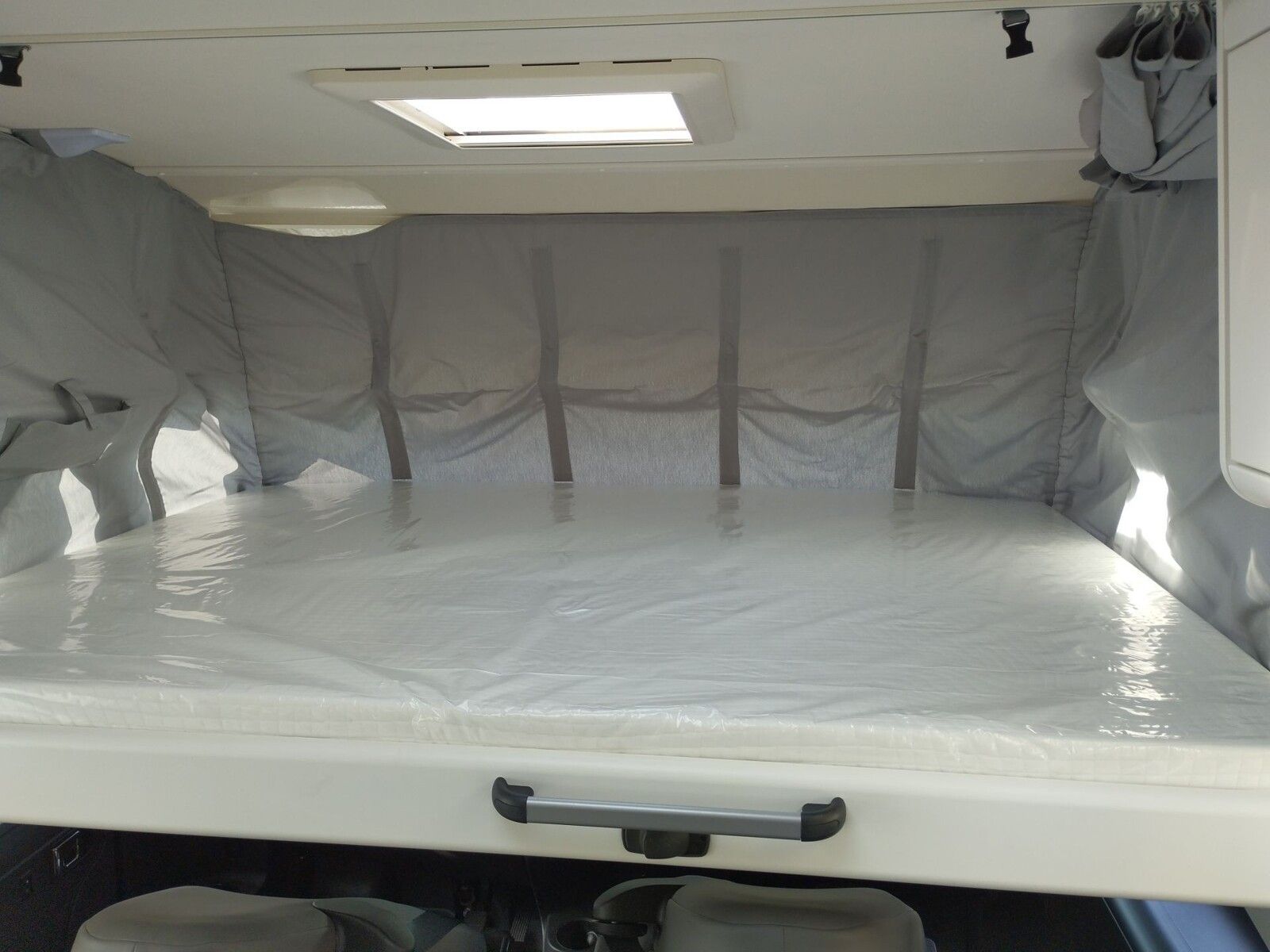 Fahrzeugabbildung Sunlight Adventure I 68 180PS,Aut.Combi6E,4,4