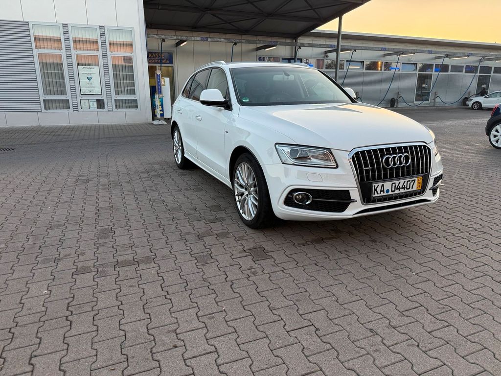 Image of Audi Q5
