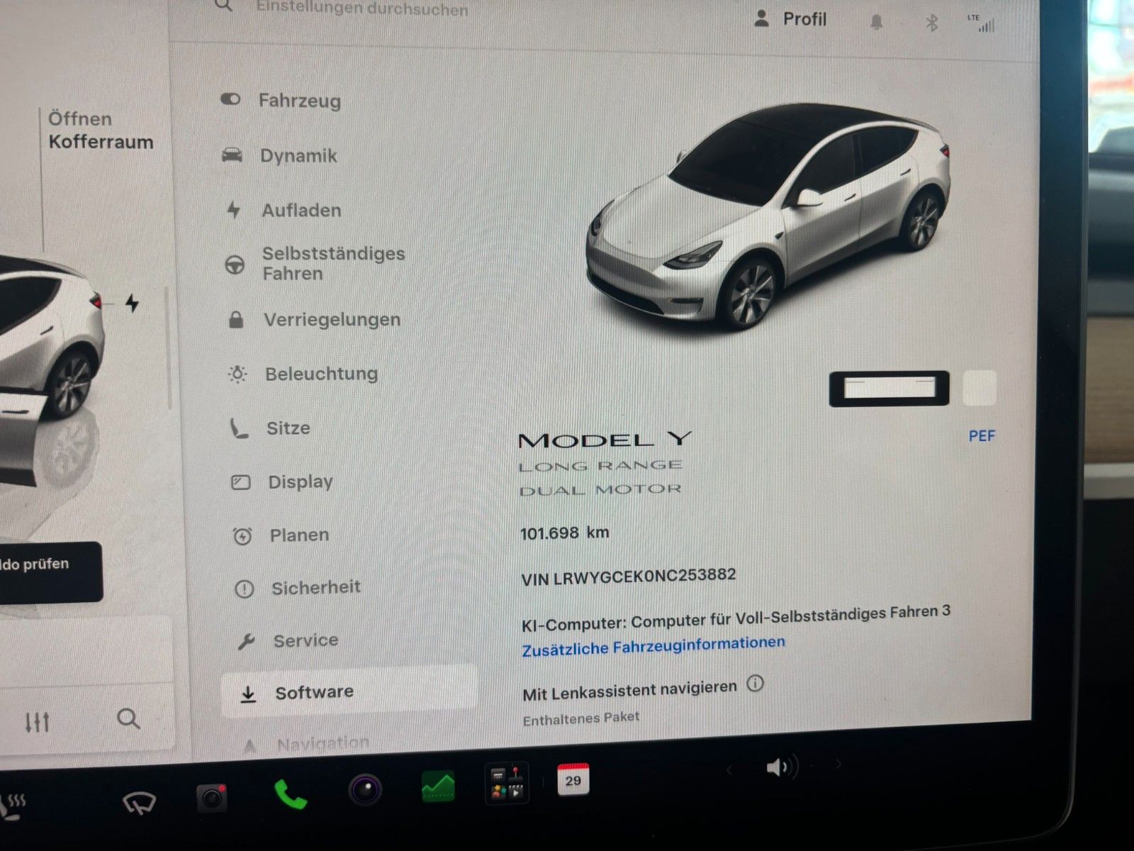 Fahrzeugabbildung Tesla Model Y Long Range Dual AWD SHZ/NAVI/19"ALU/ALLW