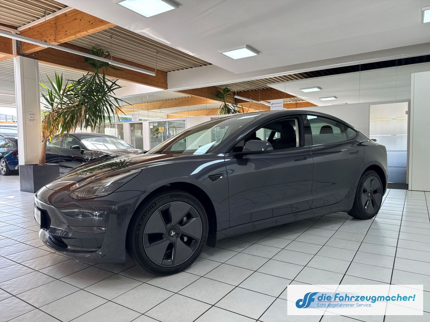 Fahrzeugabbildung Tesla Model 3 Long Range RWD Soundsystem ACC El. Heckk