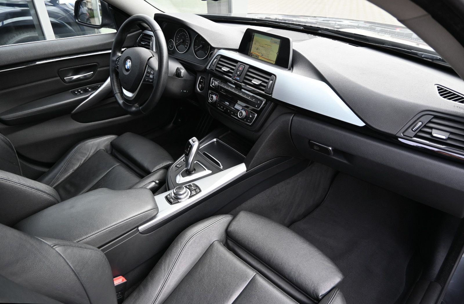 Fahrzeugabbildung BMW 420d xDr. Gran Coupé Sport Line °LEDER+MEMORY°