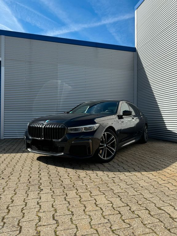 BMW 730