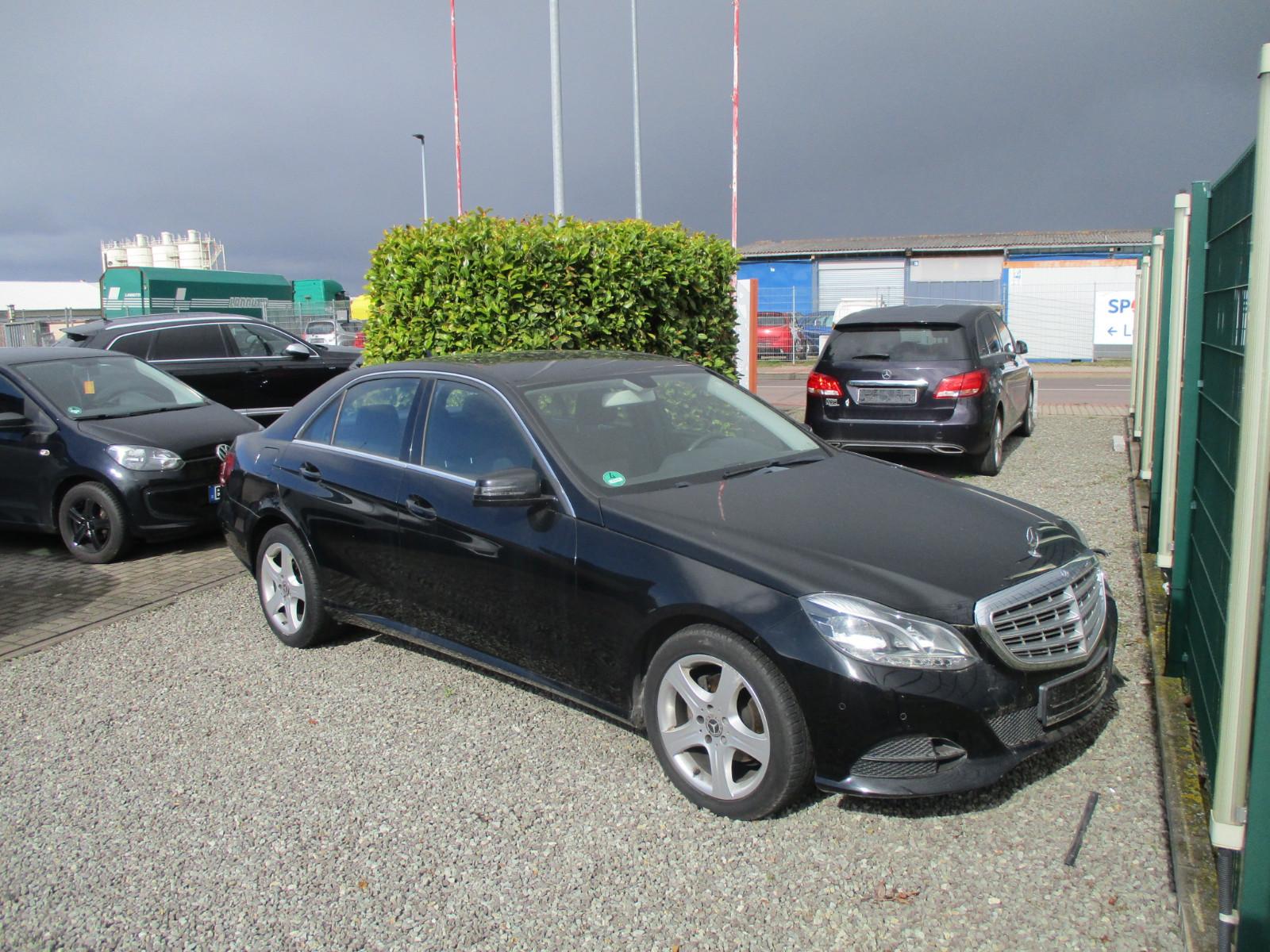 Mercedes-Benz E 200 E Limousine E 200 CGI BlueEfficiency